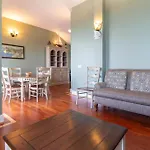 公寓 New! Beachfront With Seaview - Ta Leut Agency