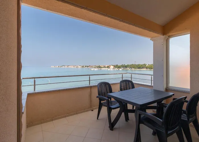 Appartement New! Beachfront With Seaview - Ta Leut Agency Privlaka (Zadar)