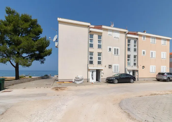 New! Beachfront With Seaview - Ta Leut Agency Appartement *