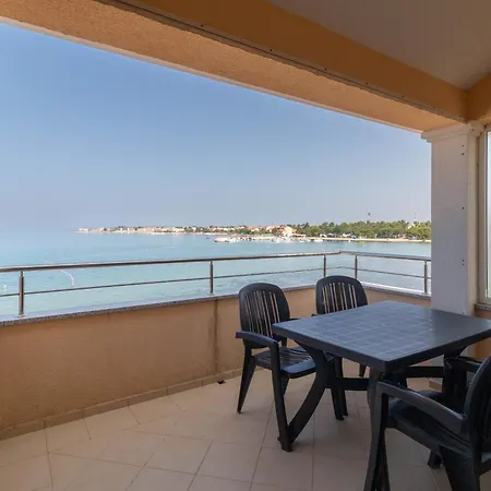 Appartement New! Beachfront With Seaview - Ta Leut Agency Privlaka (Zadar)