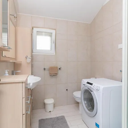 New! Beachfront With Seaview - Ta Leut Agency Appartement