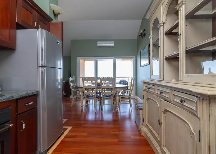 New! Beachfront With Seaview - Ta Leut Agency شقة *