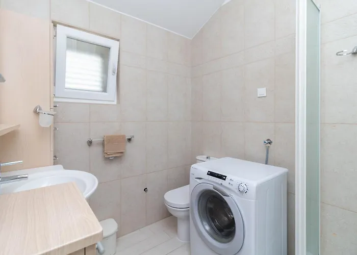 New! Beachfront With Seaview - Ta Leut Agency * بريفلاكا